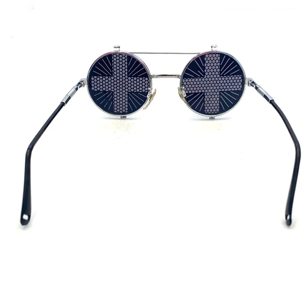 Hi-Tek Designs of London brand hi